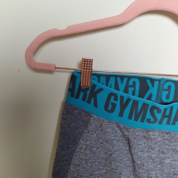 Gymshark Gray and Blue Colorblock Flex Cropped Athletic Leggings Size Small - Picture 8 of 13